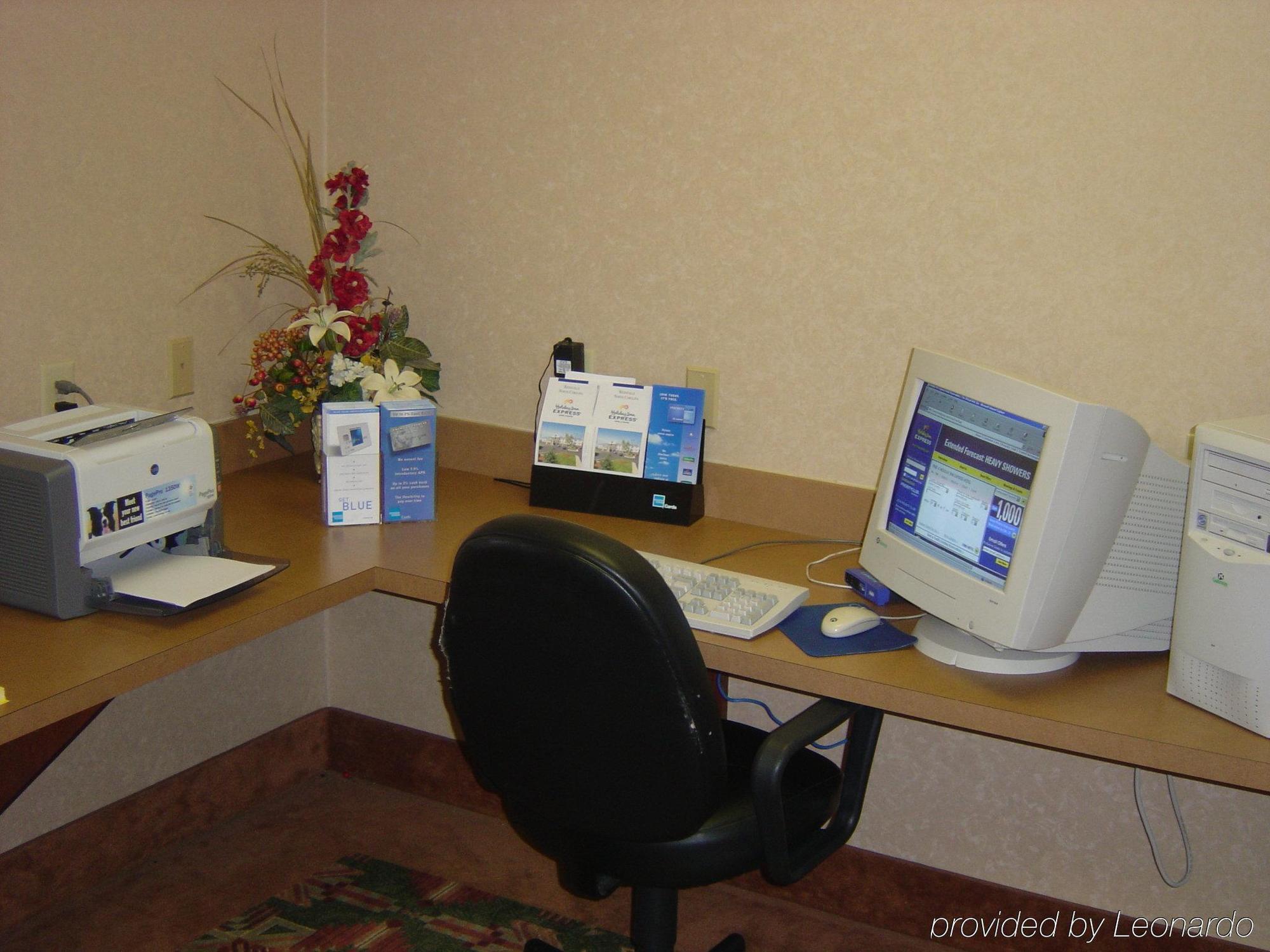 Holiday Inn Express & Suites Reidsville By Ihg Konforlar fotoğraf